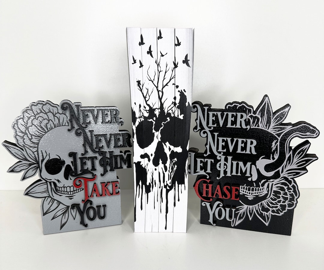 石月努「SELF COVERS【CLASSICS】」 Sabriel 25th Anniversary | The Old Kingdom | Author Garth Nix