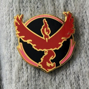 Red Valor Moltres Gold-Metal Faction Gym GO Badge/PinPokemon PokemonGO Gift Red Valor Moltres Gold-Metal Faction Gym GO Badge/PinPokemon PokemonGO Gift