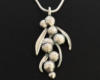 Colgante de acacia - plata de ley grande 40 mm