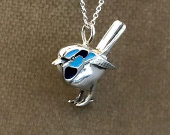 Colgante de hada azul Wren - 2 lados, tamaño mediano