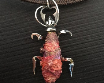 Pendentif Red Bug