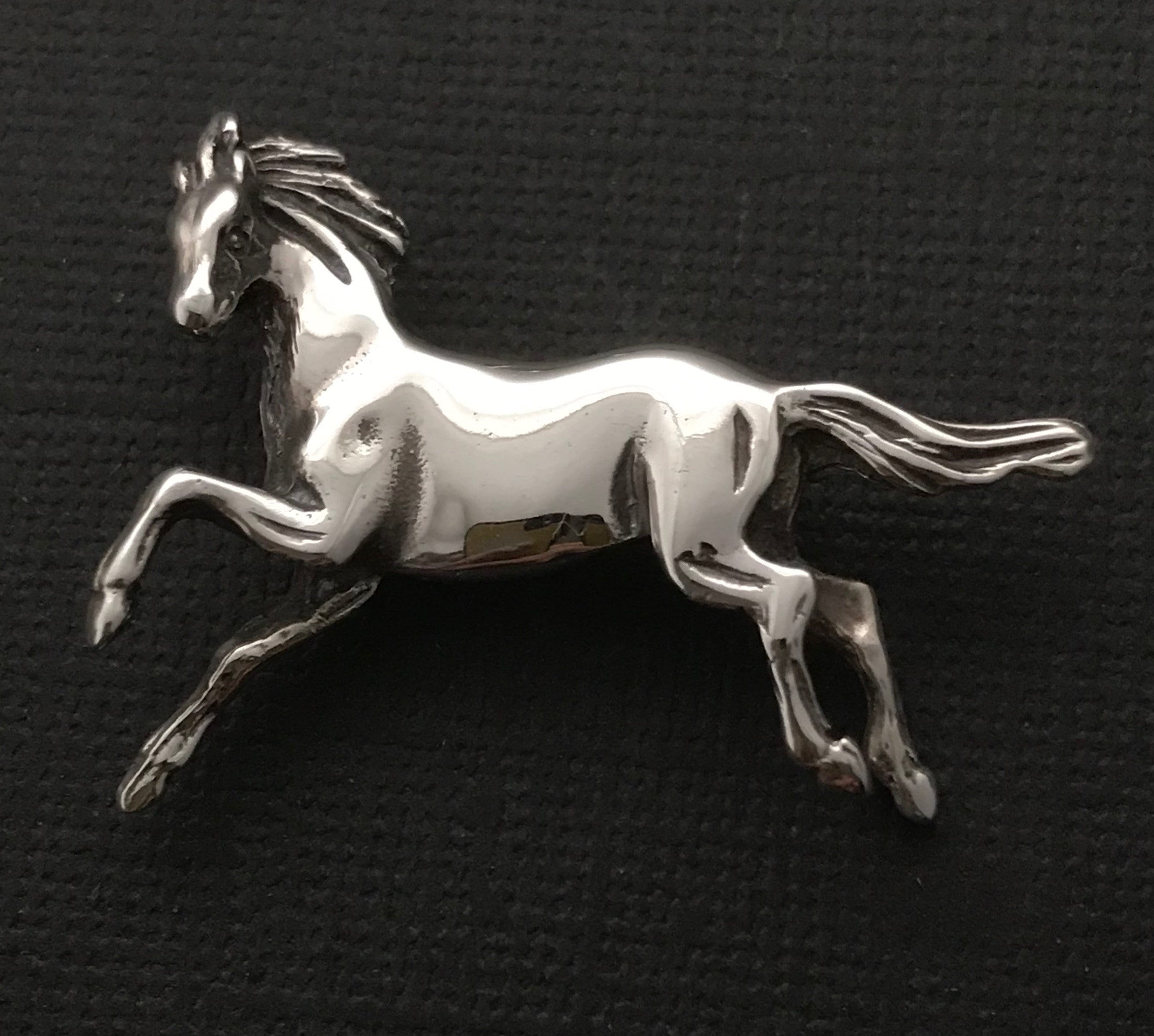 Horse brooches and pins deals