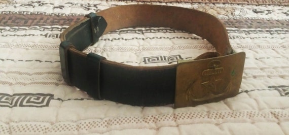 Vintage soldier belt, old leather army belt, milta