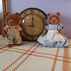 Free Shipping USA 1985 Initial Sylvania Family Calico Critters Timbertop Family Brown Bear Mom and Dad Made by Tomy Made in Taiwan,Darkbrown
