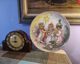 Free Shipping USA Vintage Lore Goebel 1984 "Three Wee Kings" Collector Plate, West Germany part of Christmas in Kinderland Series