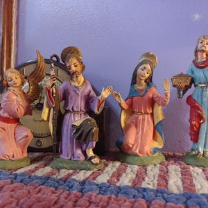 Free Shipping USA Vintage Italy Nativity Vintage Fontanini Mary & Joseph Nativity Figures Depose Italy 1983, Spider Mark Fontanini Angel Gol