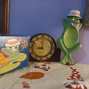 Avon Freddy Frog - Etsy