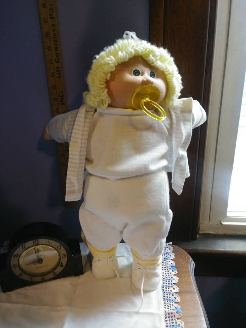 Yellow Hair Cabbage Doll with Green Eyes with Pacifer