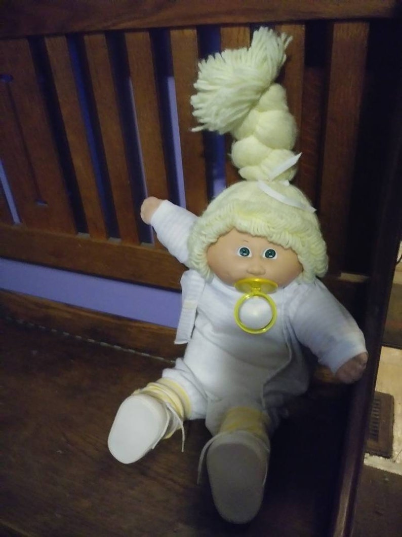 Yellow Hair Cabbage Doll with Green Eyes with Pacifer