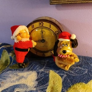 Free Shipping USA 1980&#39;s Vintage Pencil Hugger Clip Santa Elf and Santa Dog, Pencil Clip, Christmas Pencil Hugger, 80&#39;s Pencil Hugger