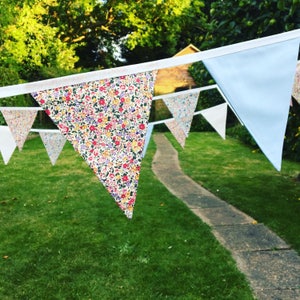 Wedding bunting banner, Long bunting, Wedding decorations, Garden parties bunting, Garden bunting, Outdoor bunting, Floral bunting, Pastel