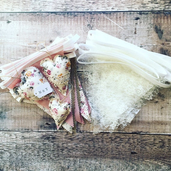 White top lace bunting