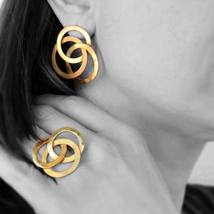 Geometric Jewelry Set Ring Earrings 24K Gold plated Silver Circles Contemporary Minimal Women Gift Engagement Gift Modern Borromean Rings