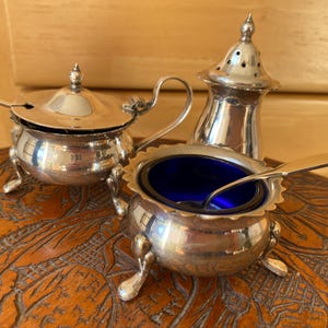 Sale ! Antique Silverplate Cruet Set Dining