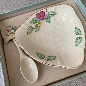 Butter / Jam Dish Unused Boxed 1930 Crown Devon Pretty