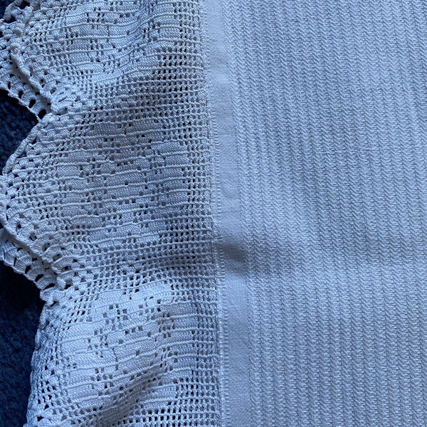 Large Vintage Cotton Bedspread/ Throw White