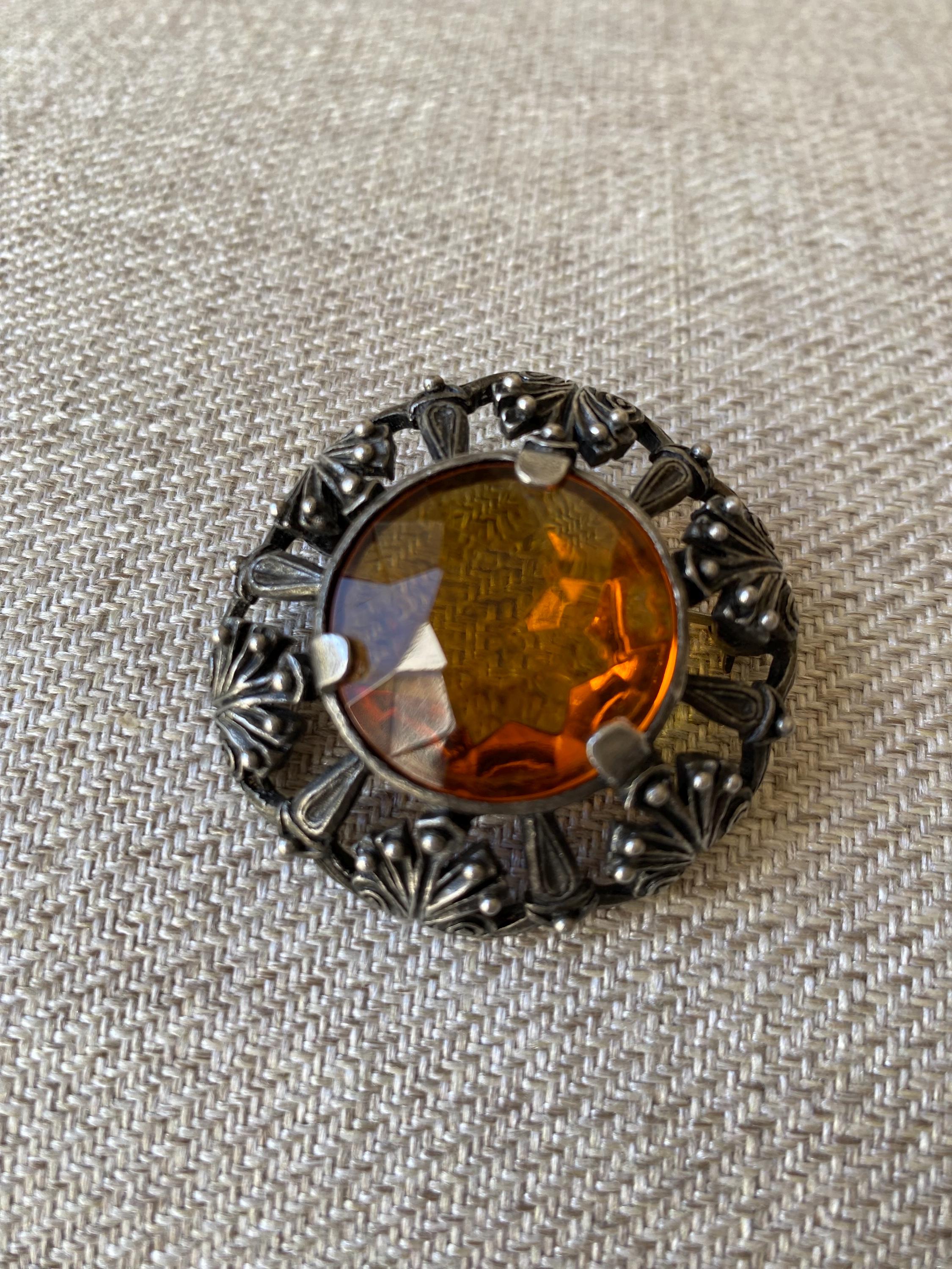 Miracle brooch - Etsy 日本