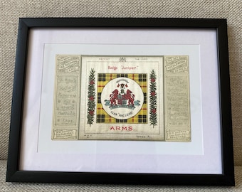 Stemma antico con cornice in tartan raro del clan Macleod