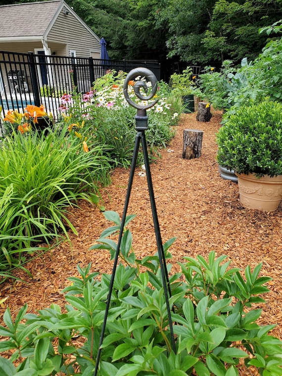 Obélisque de jardin 36, 47 ou 72 Tuteur de jardin Spirale -  France