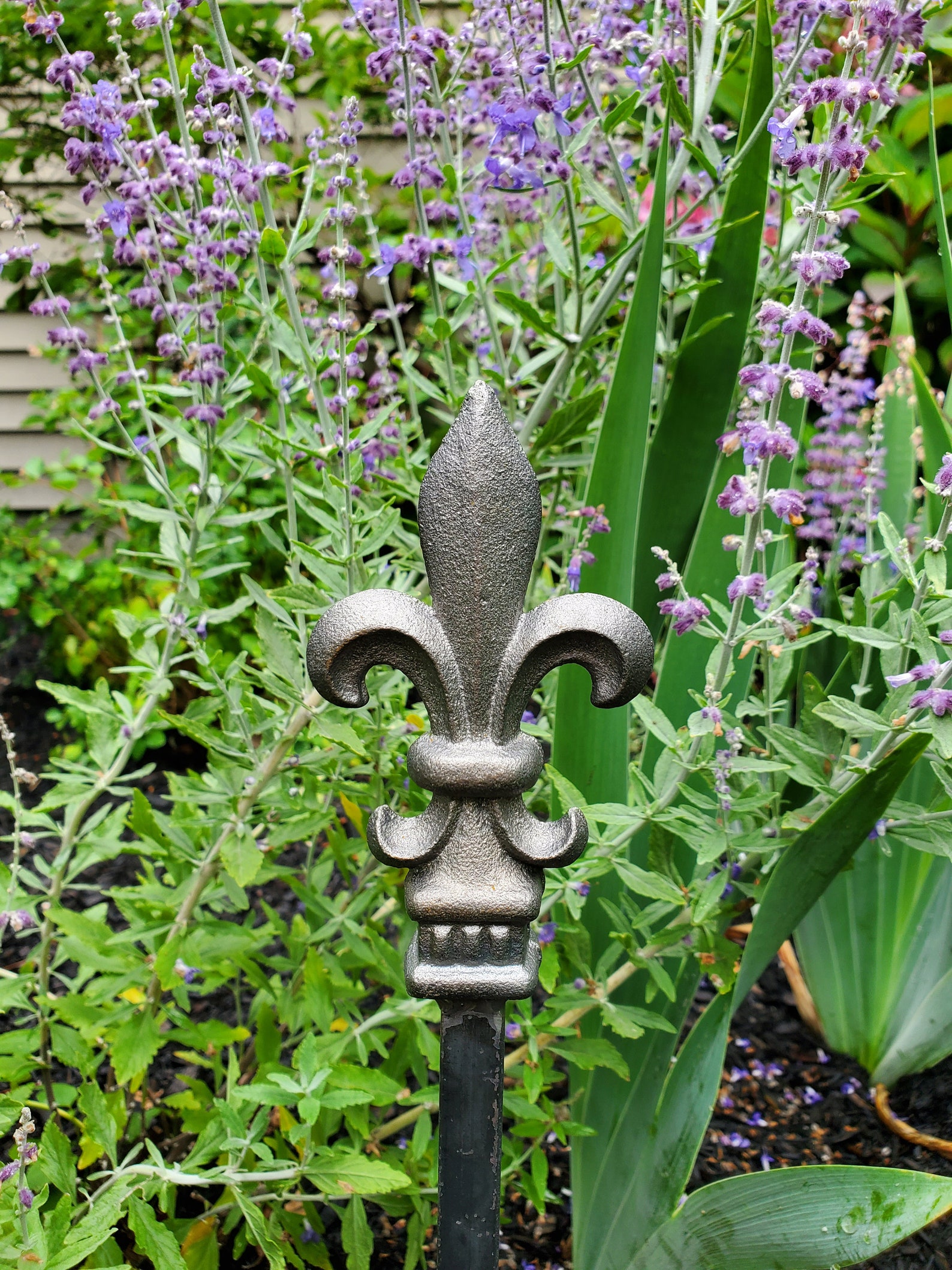 Set of 2 Plant Stakes Garden Stakes FLEUR DE LIS Plant | Etsy