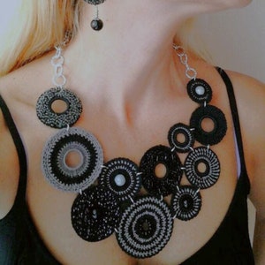 Raw jewelry Set necklace and earrings crochet/Covering necklace crocheted/Boho jewelry set/Hoop jewelry/Embroidered jewelry set