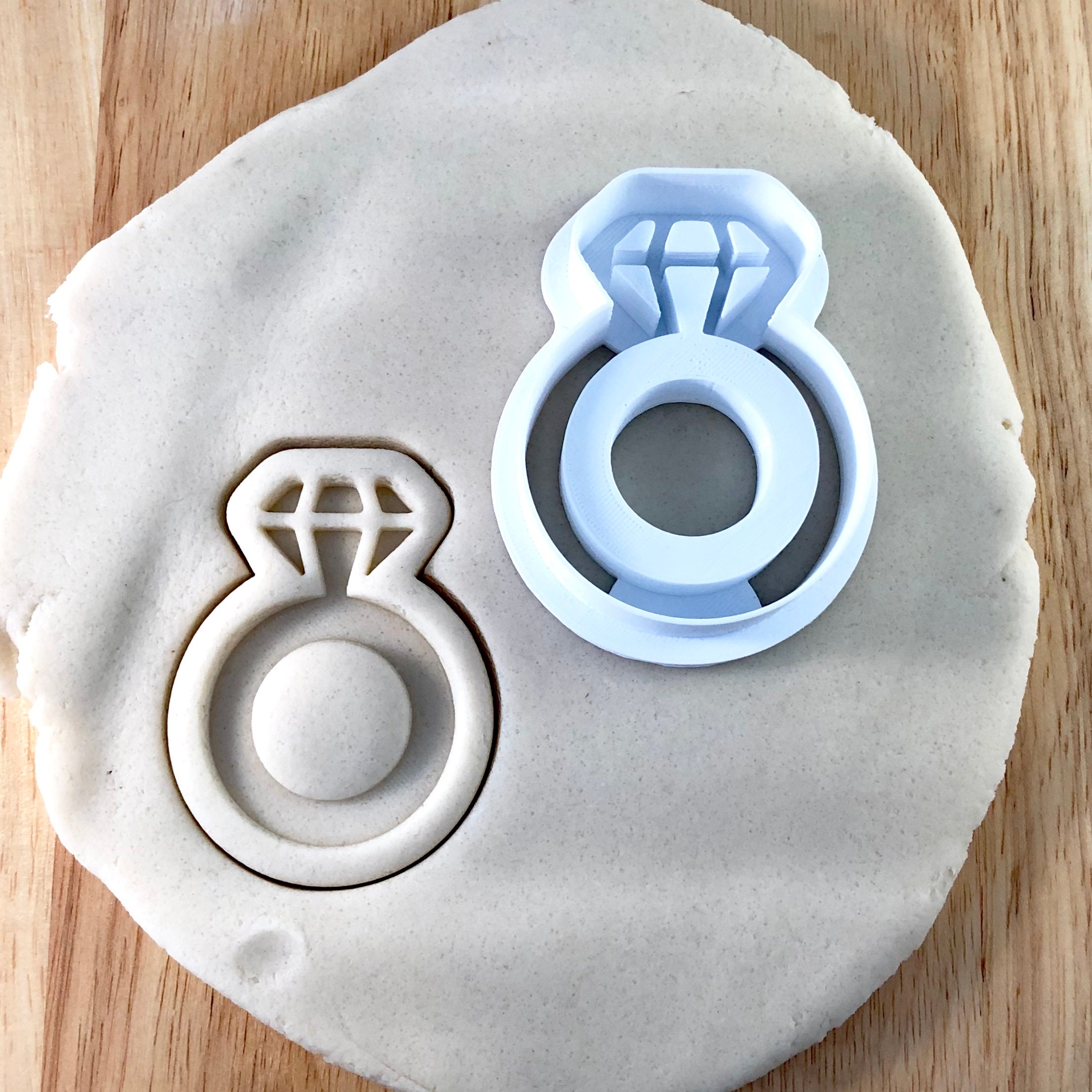 cake ring and cookie cutter set