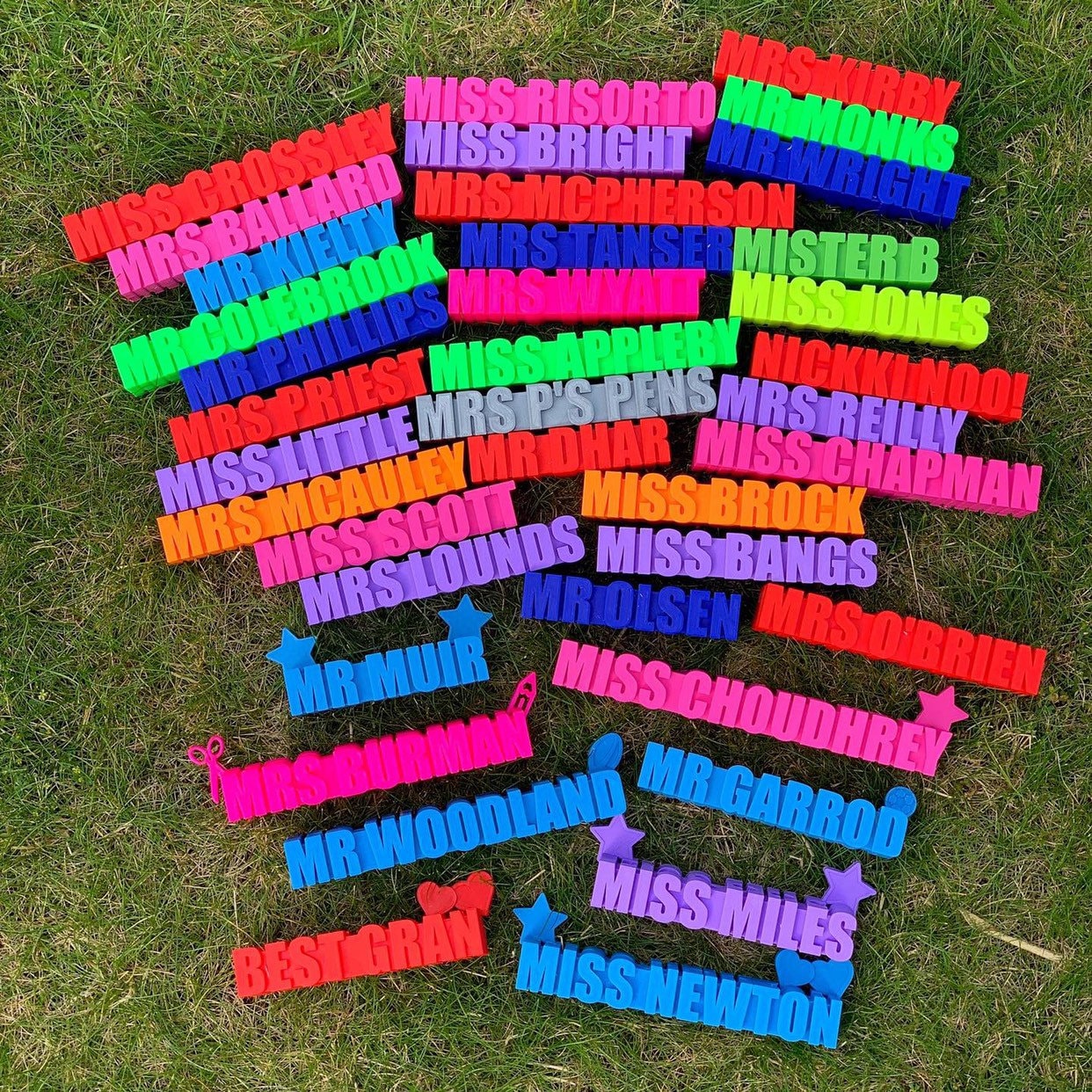 Personalised Pen Pot - Teachers Gifts - 3D printed - Stationary - Desk Decor - Office - Fun Gifts
