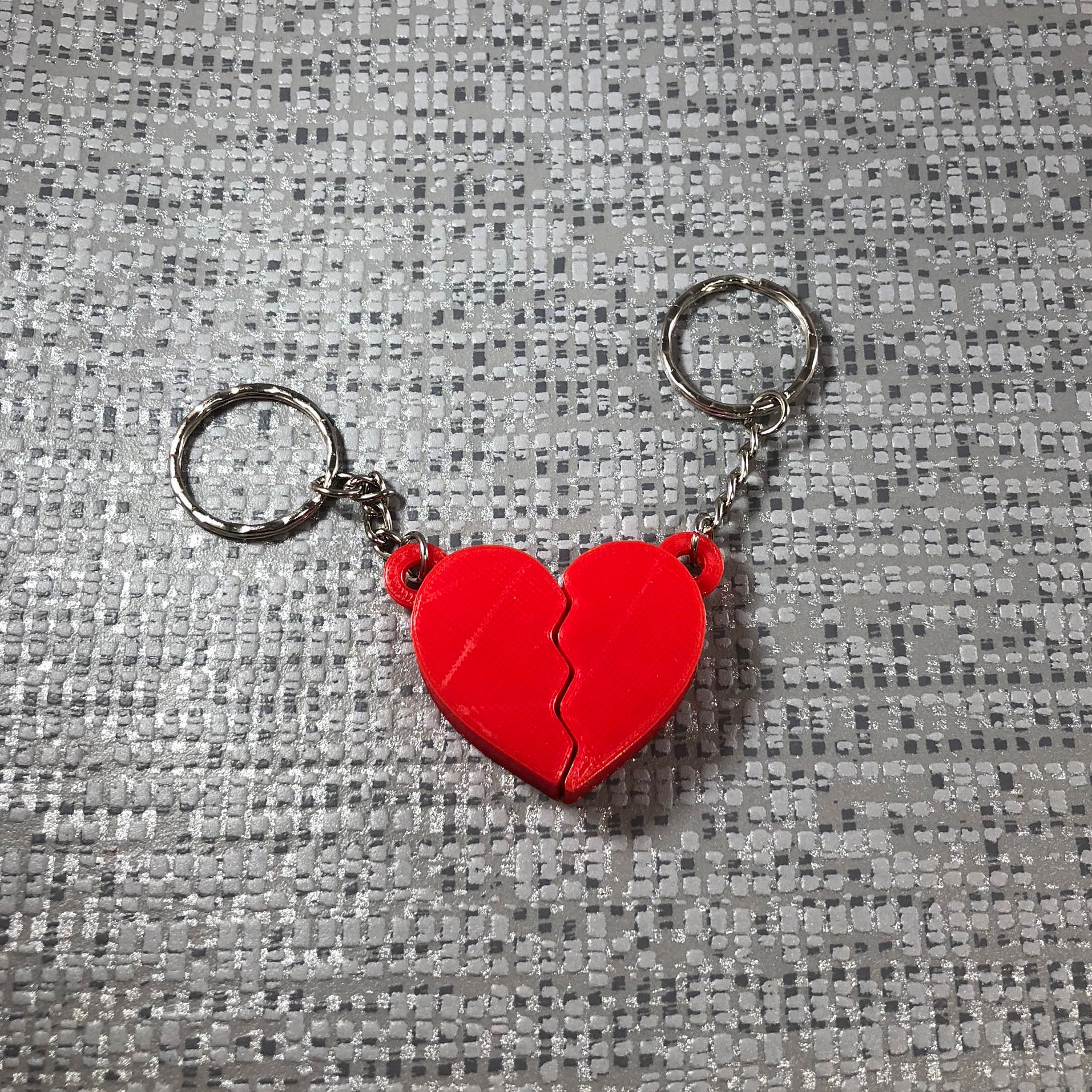 Lovers Heart Keyring - Keychain - 3D Printed - Valentines
