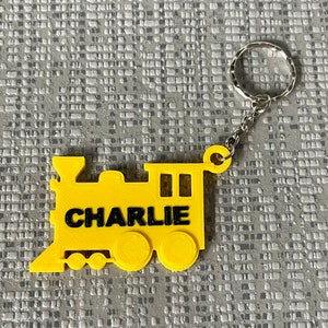 Porte-clés/porte-clés train - Imprimé 3D - Personnalisé - Véhicules - Transport - Personnalisé - Remplisseurs de sac de fête - Sac de livre - Moins de 5 livres