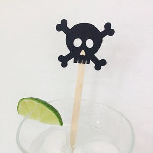 15 Skull & Crossbones Halloween Swizzle Sticks: Black Drink Stirrers