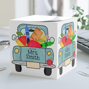 Personalized Teacher Sticky Note Cube: School Supply Design, Desk Decor