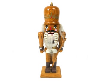 Erzgebirge figure,  Beautiful  vintage handpainted wooden german nutcracker, kuhnert erzgebirge gardist nutcracker