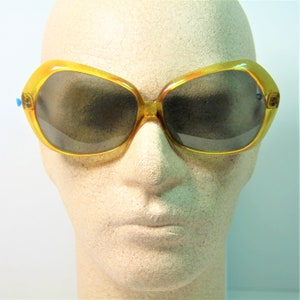 sunglasses, retro sunnies,  vintage sunglasses