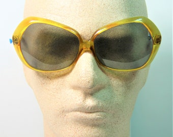 sunglasses, retro sunnies,  vintage sunglasses