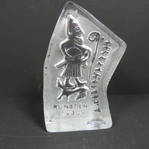Beautiful paperweight viking runsten  figurine, lead crystal Swedish figurine