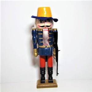 Erzgebirge figure,  Beautiful  vintage handpainted wooden german nutcracker, kuhnert erzgebirge soldier nutcracker
