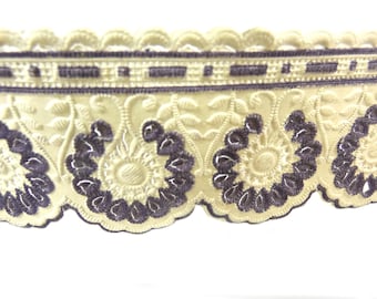 Swedish shelf edging  paper, vintage cabinet edging paper, Scandinavian shelf paper