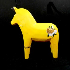 Big Scandinavian dalarna horse, Dalahorse Sweden,Swedish horse dalahast wood,,Vintage dala horse piercing, Dalecarlian