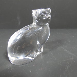 Beautiful  Scandinavian paperweight, cat glass paperweight, crystal paperweight