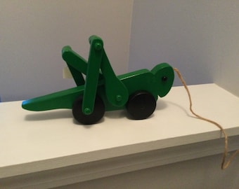 Grasshopper Pull Toy