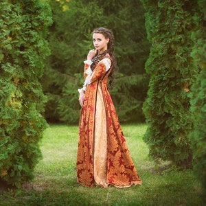 Juliet style dress store