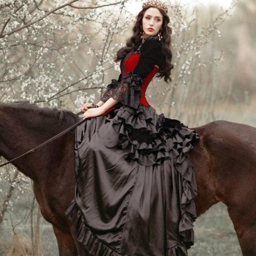 Velvet Victorian Style Corset Vampire 