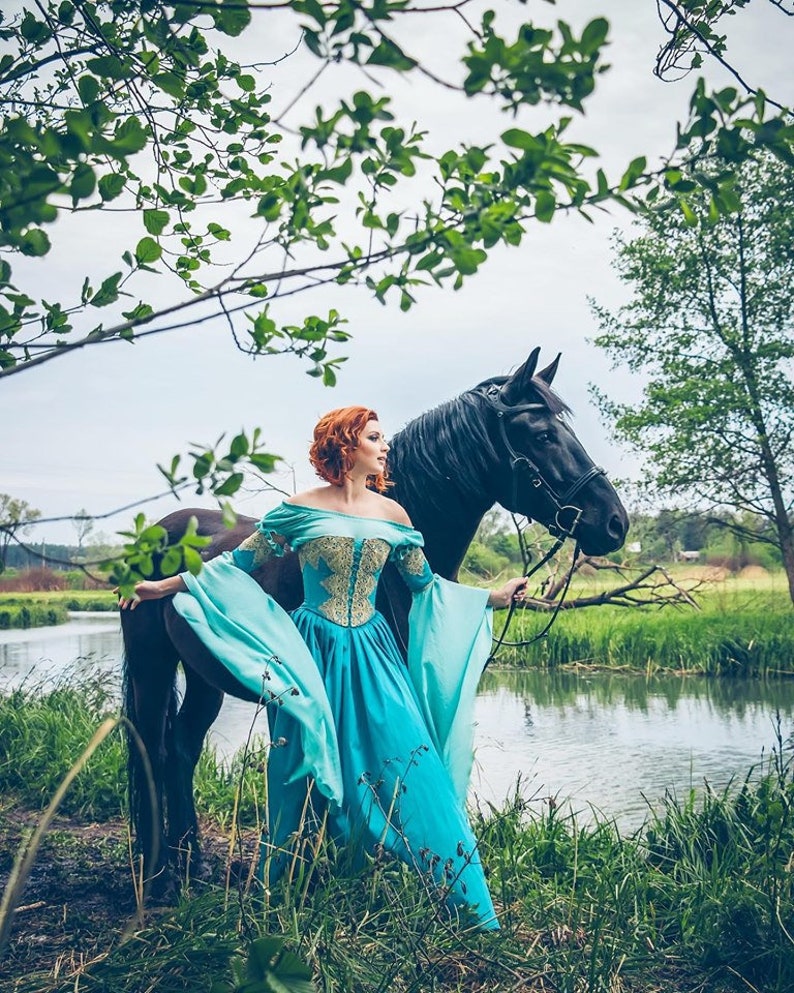 Italian blue renaissance dress