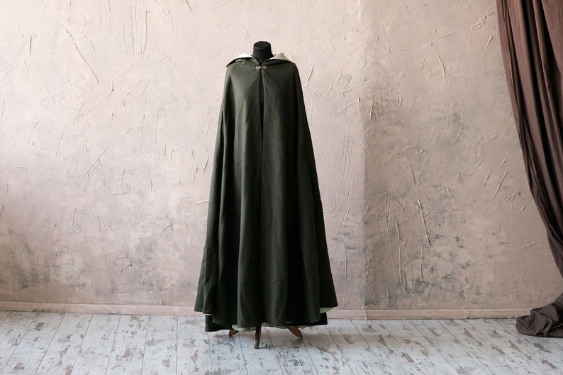 Long wool cloak with pockets