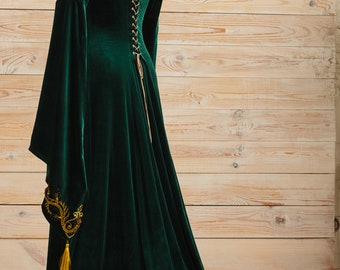 Green Velvet Elven Dress, Fantasy Dress, Fairy Wedding Dress, LARP Clothing,  Ren Faire Dress - Etsy