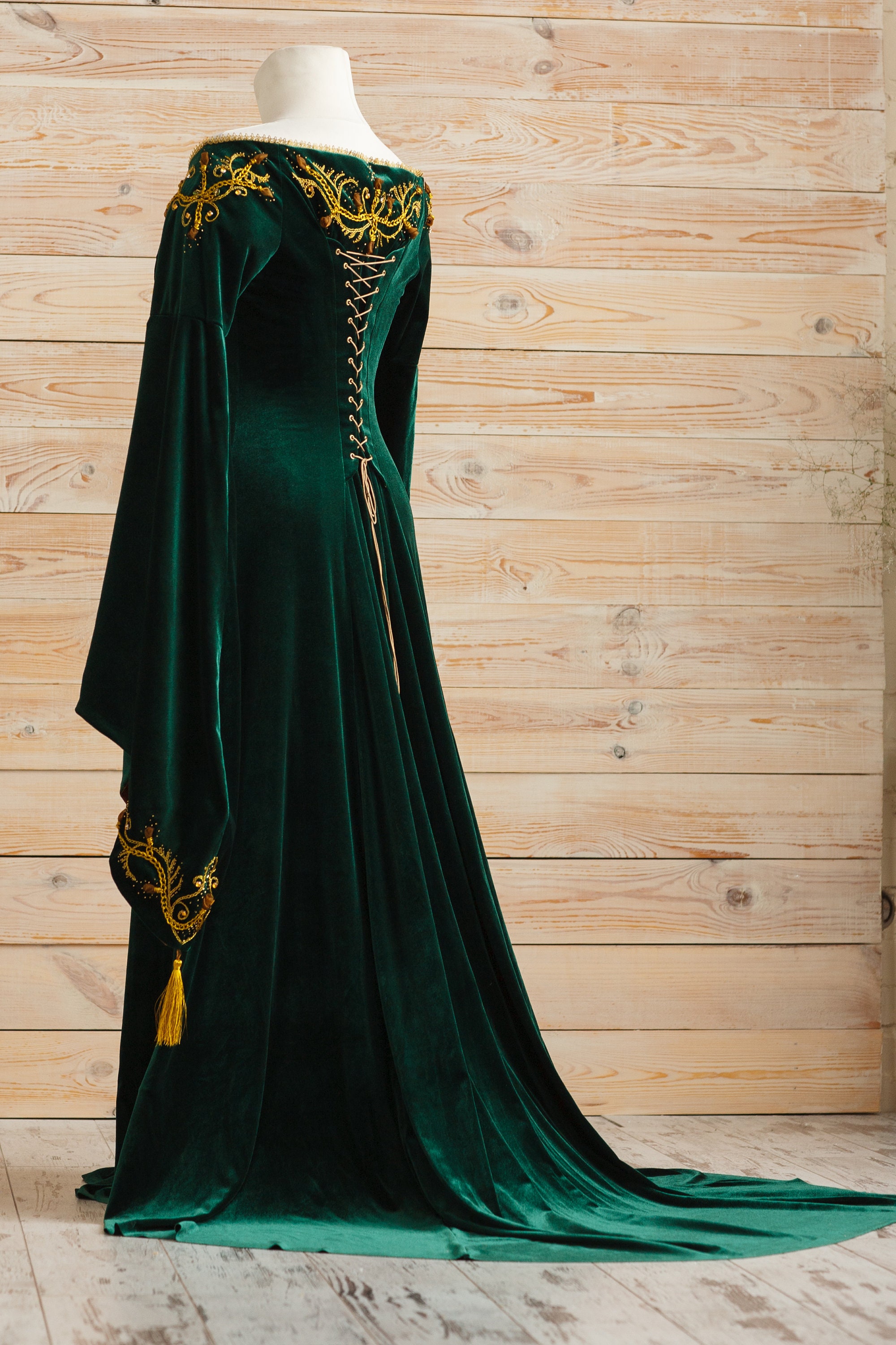 Green Velvet Elven Dress Fantasy Dress Fairy Wedding Dress LARP