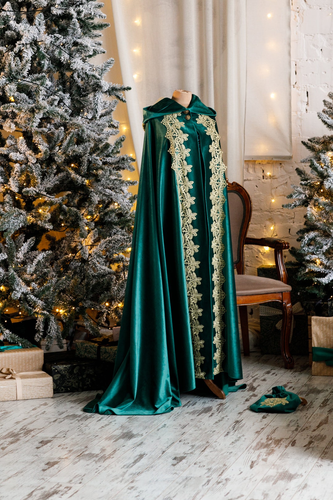 Green Velvet Fantasy Cape, Elven Hooded Cloak With Golden