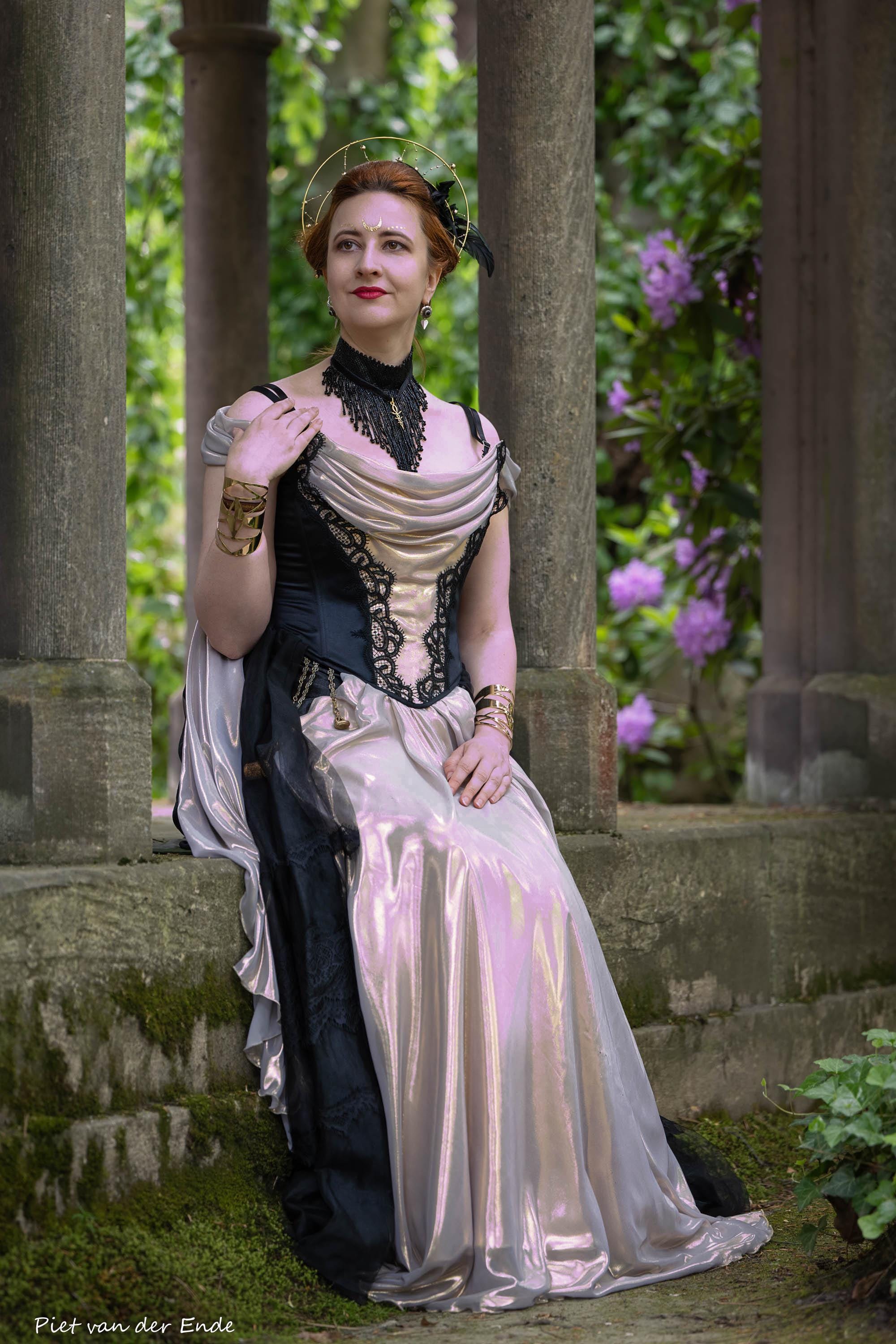 Solar Eclipse dress, Gothic elven wedding dress, LARP costume, Ren faire dress Solar Eclipse dress, Gothic elven wedding dress, LARP costume, Ren faire dress