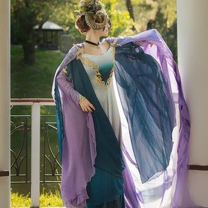 Velvet fantasy gown, Green and purple ombre fabric, Fairy Elven wedding dress, Ren Faire costume, Made to order image 3
