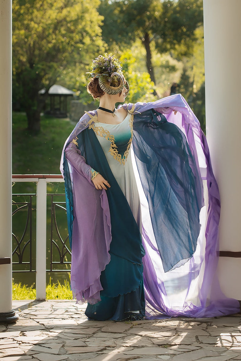Velvet fantasy gown, Green and purple ombre fabric, Fairy Elven wedding dress, Ren Faire costume, Made to order image 3